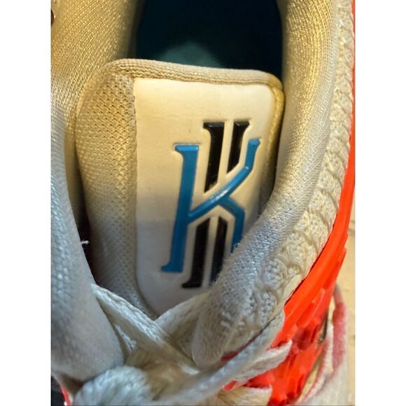 Nike Kyrie Irving Low 2 Sneakers White Blue Hero Basketball Shoes Men\'s Size 13 main image 6